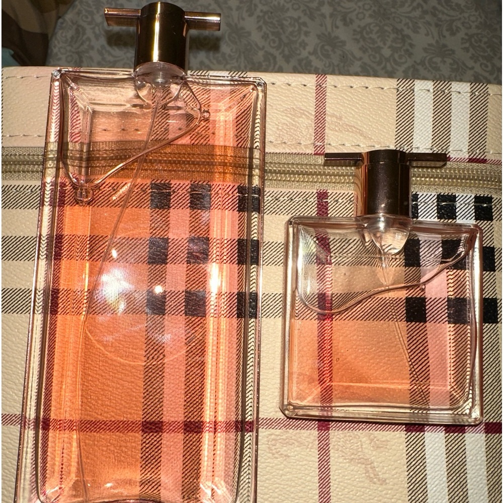 Lancôme Idole perfume